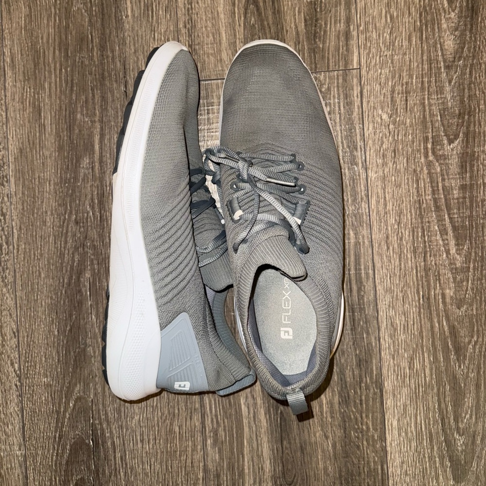 FootJoy Gray and White Men's Golf Shoes